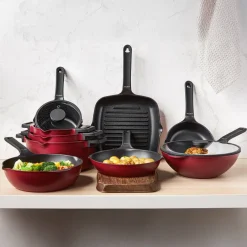 Garnek aluminiowy z pokrywką Noel